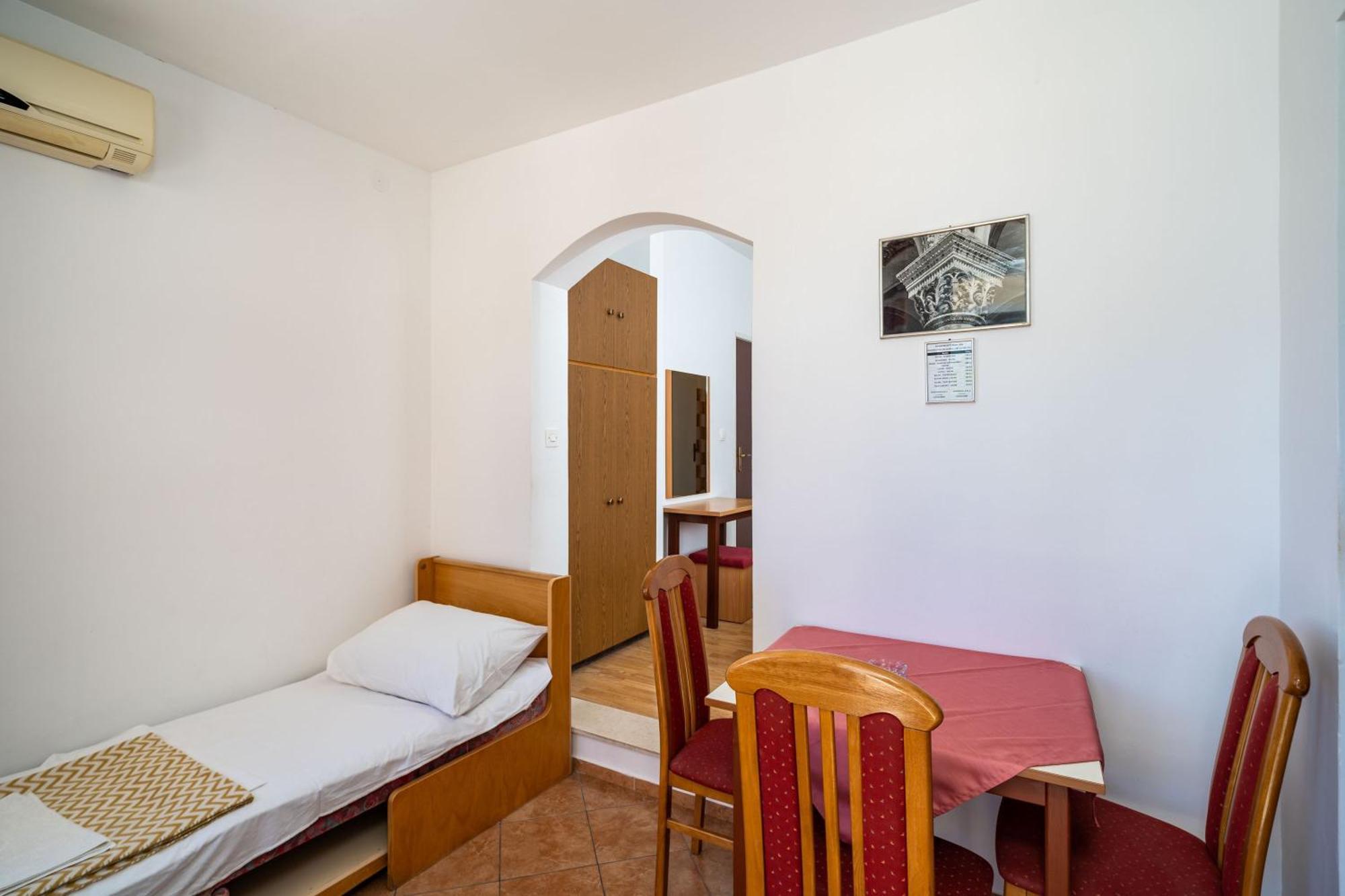 Apartments Klis 믈리니 객실 사진